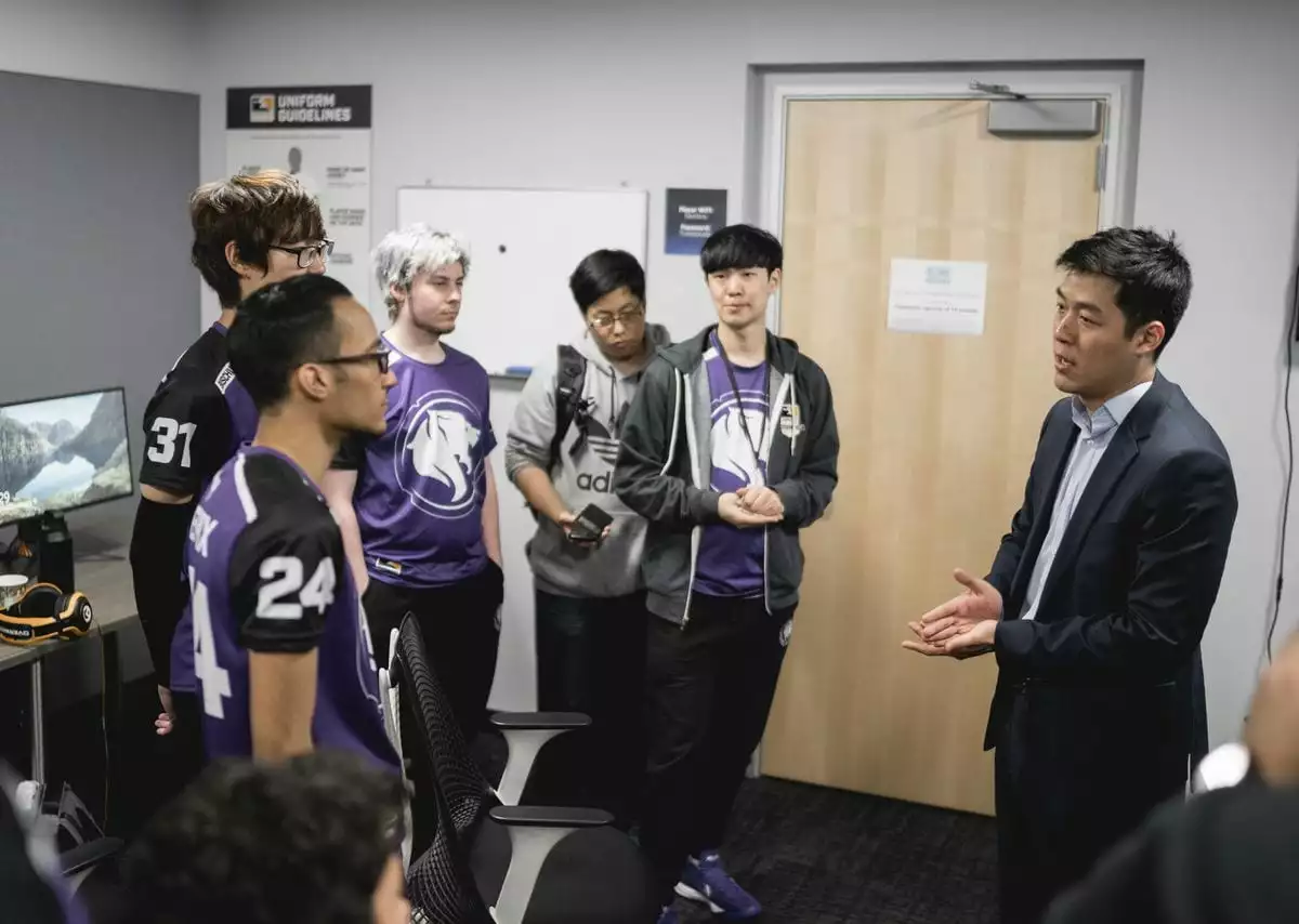 dpei coaching the LA Gladiators
